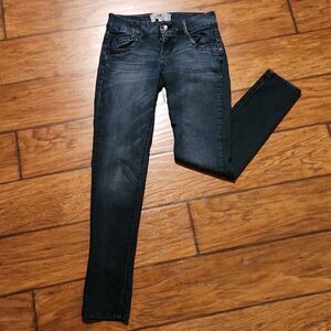 Jolt juniors size 1 blue denim jeans polyester spandex blend
